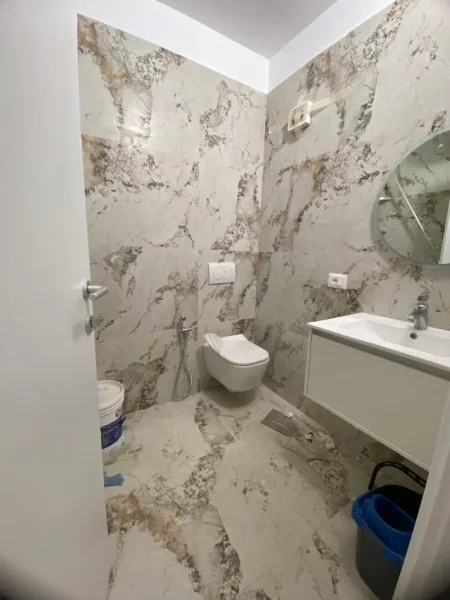 Durres, shes apartament 1+1+Ballkon Kati 3, 80 m² 80.000 € (vollga)