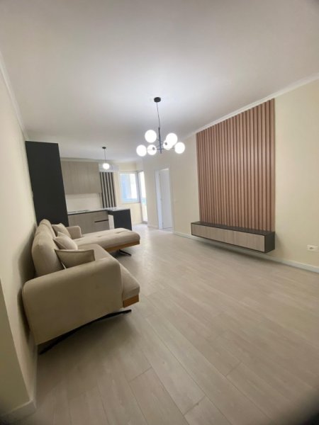 Durres, shes apartament 1+1+Ballkon Kati 3, 80 m² 80.000 € (vollga)