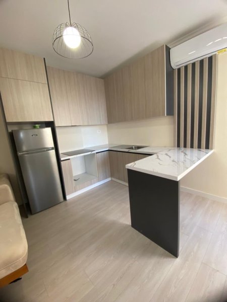 Durres, shes apartament 1+1+Ballkon Kati 3, 80 m² 80.000 € (vollga)