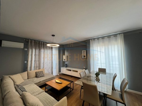 Tirane, jepet me qera apartament 2+1 Kati 6, 103 m² 728 € (Rruga Jordan Misja)