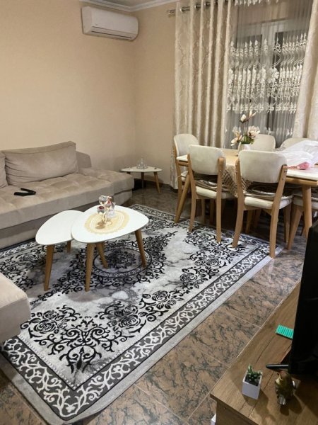 Tirane, jepet me qera apartament 2+1+Ballkon Kati 4, 80 m² 500 € (IRFAN TOMINI)