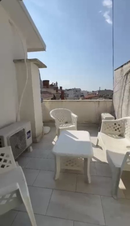 Tirane, jepet me qera apartament Dublex Kati 6, 80 m² 500 € (Supermarket Aldi ,Fondacioni Eleonor)