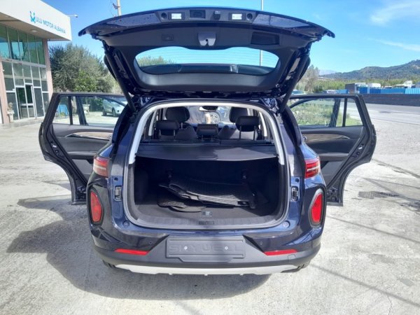 WhatsApp Image 2025-10-16 at 11.18.44 (1).jpeg