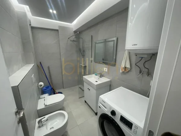 Tirane, jepet me qera 1+1 , 69 m² 650 € (Rezidenca Kodra e Diellit)