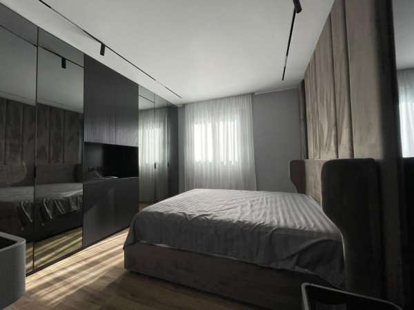 Vlore, jepet me qera apartament 2+1 , 92 m² 800 € (Rruga Murat Terbaci, Tek Bar Bonaparte)