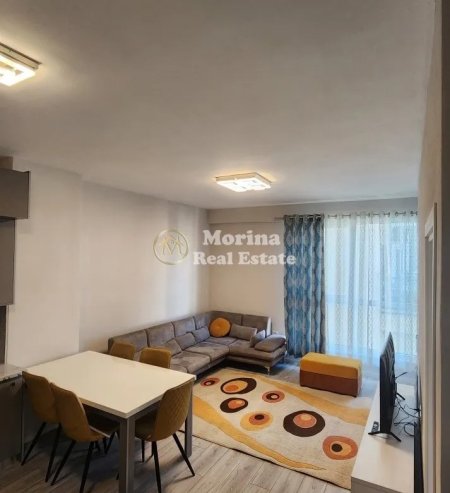 Tirane, jepet me qera apartament 1+1 Kati 5, 70 m² 750 € (Komuna e Parisit)