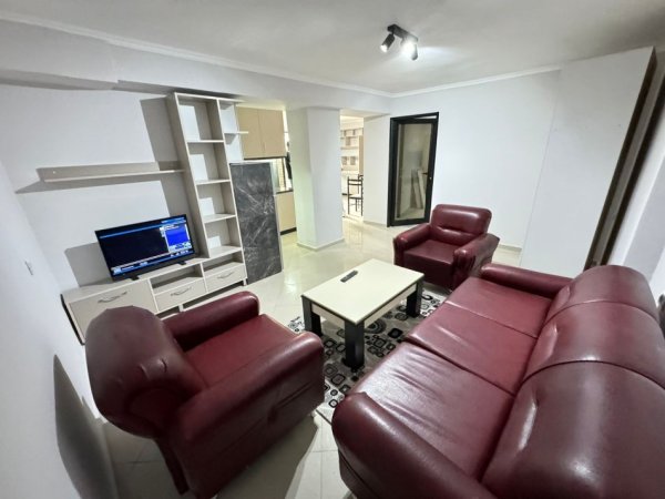 Tirane, shitet apartament 1+1 Kati 0, 72 m² 70.000 € 