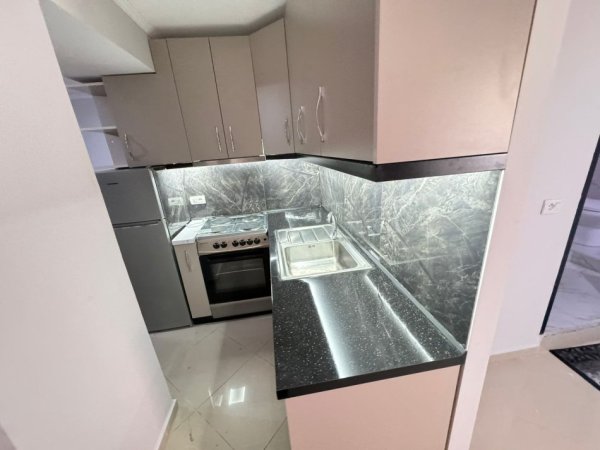 Tirane, shitet apartament 1+1 Kati 0, 72 m² 70.000 € 