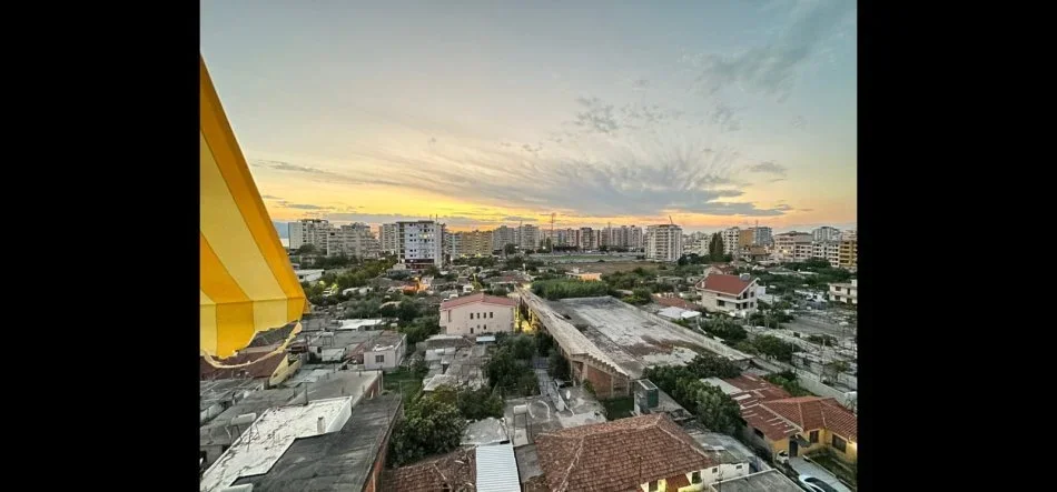 Vlore, jepet me qera apartament 1+1 , 70 m² 350 € 