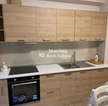 Tirane, jepet me qera apartament 3+1 Kati 2, 120 m² 750 € (Mozaiku i Tiranes)