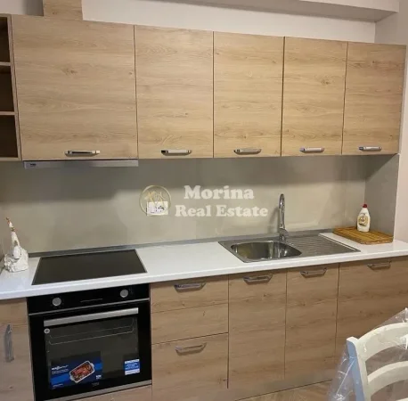 Tirane, jepet me qera apartament 3+1 Kati 2, 120 m² 700 € (Mozaiku i Tiranes)