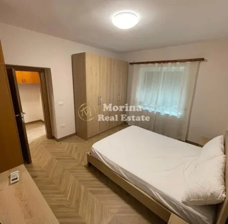 Tirane, jepet me qera apartament 3+1 Kati 2, 120 m² 700 € (Mozaiku i Tiranes)