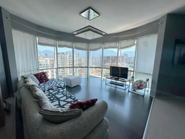 Tirane, jepet me qera apartament 2+1 , 