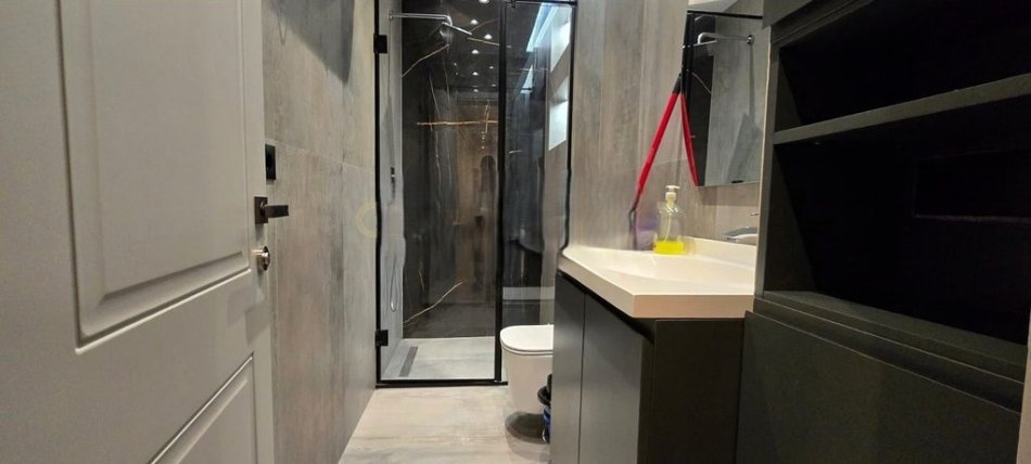 Tirane, shitet apartament 1+1 Kati 1, 72 m² 170.000 € (kodra e diellit)