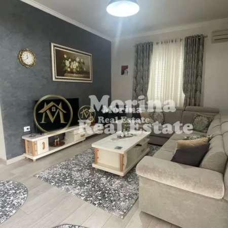 Tirane, jepet me qera shtepi 2+1 Kati 2, 120 m² 600 € (Vilat Gjermane)