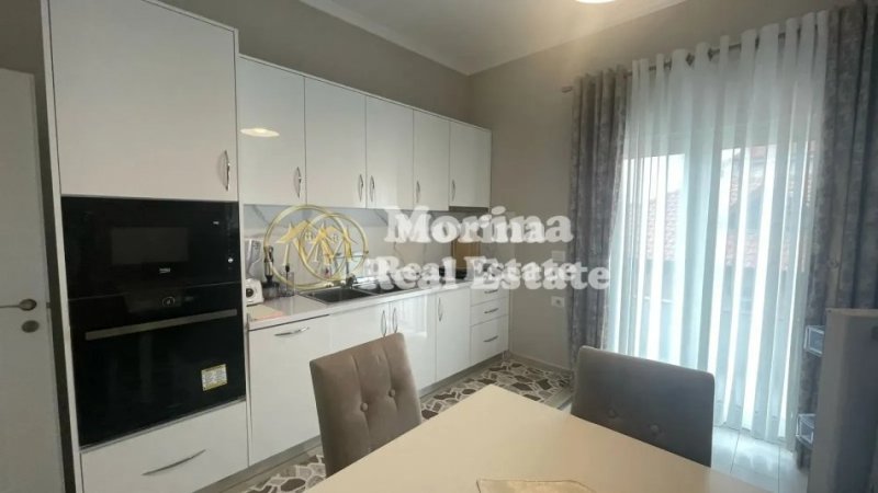 Tirane, jepet me qera shtepi 2+1 Kati 2, 120 m² 600 € (Vilat Gjermane)