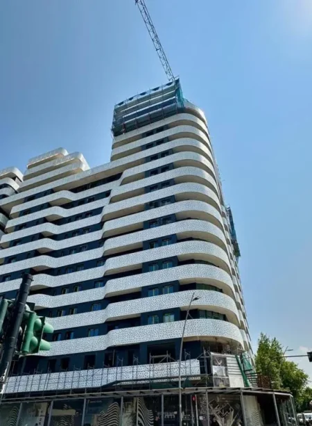 Tirane, shitet apartament 1+1+Ballkon , 80 m² 210.000 € (Corner Residence)