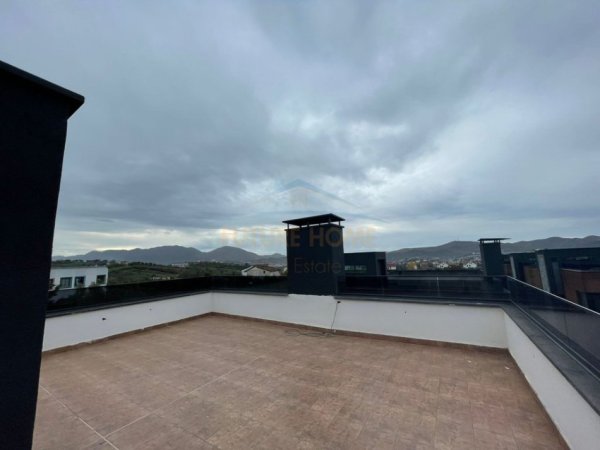 Tirane, shitet Vile , 350 m² 470.000 € 