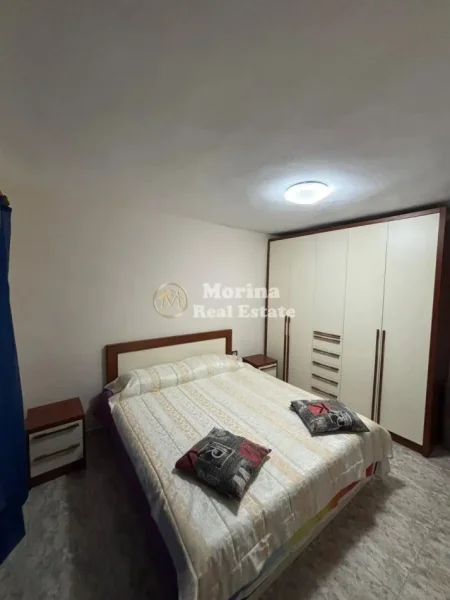 Tirane, jepet me qera apartament 1+1 Kati 1, 68 m² 600 € (Rruga Myslym Shyri)