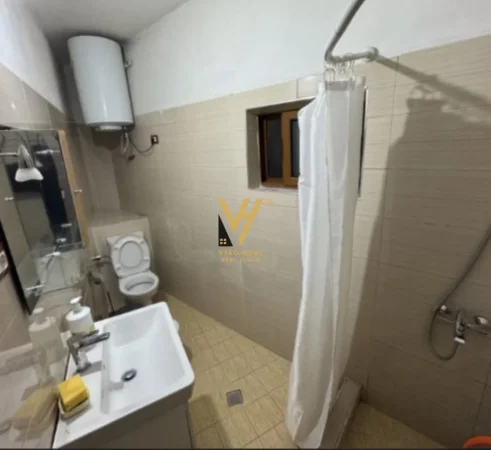 Tirane, jepet me qera apartament 2+1 Kati 2, 120 m² 450 € (RRUGA RIZA KODHELI)