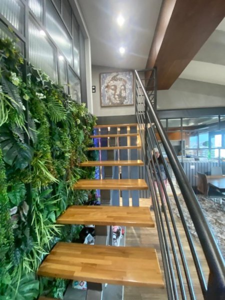 Tirane, jepet me qera apartament 3+1+Ballkon Kati 5, 150 m² 1.700 € (liqeni thate)