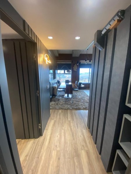 Tirane, jepet me qera apartament 3+1+Ballkon Kati 5, 150 m² 1.700 € (liqeni thate)