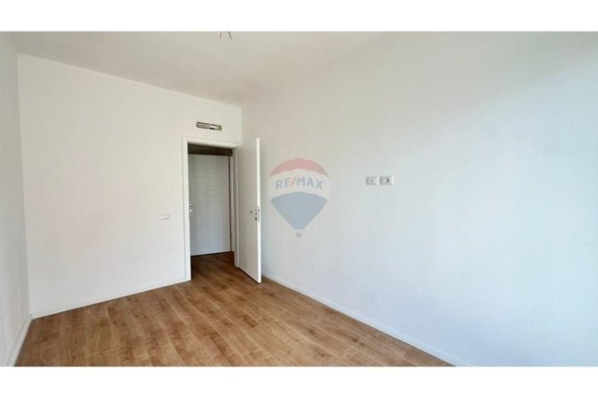 Tirane, shitet apartament 1+1 , 78 m² 178.000 € (Liqeni i Thate)