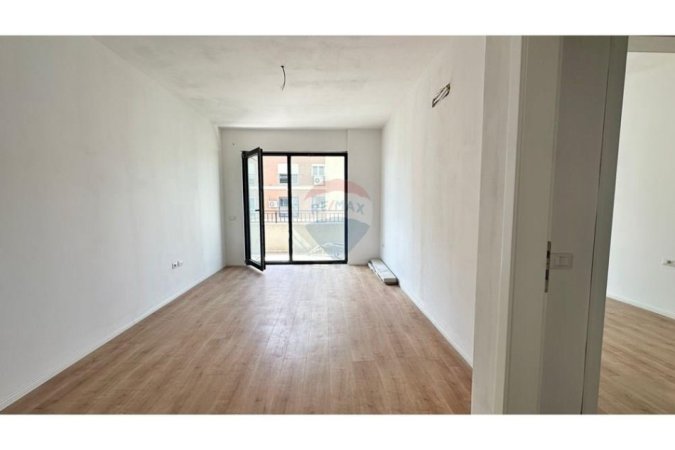 Tirane, shitet apartament 1+1 , 78 m² 178.000 € (Liqeni i Thate)