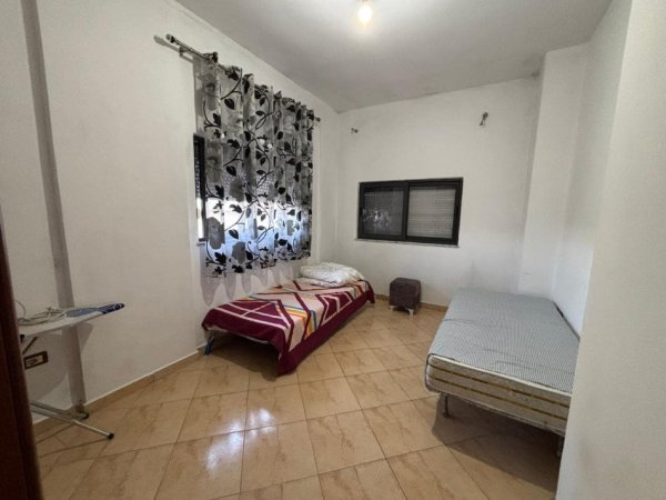 Tirane, jepet me qera apartament 2+1 Kati 1, 100 m² 500 € (Rruga Albanopoli)