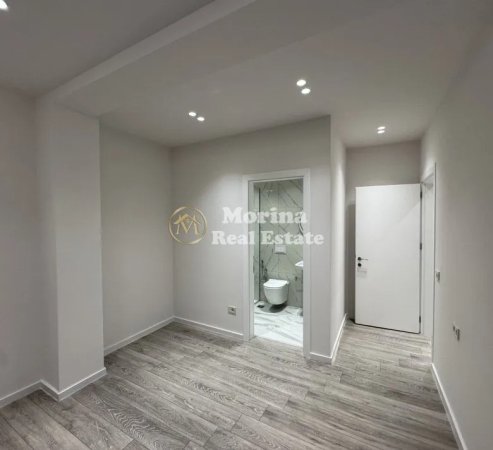 Tirane, jepet me qera apartament 2+1 Kati 14, 104 m² 1.100 € (Mine Peza)