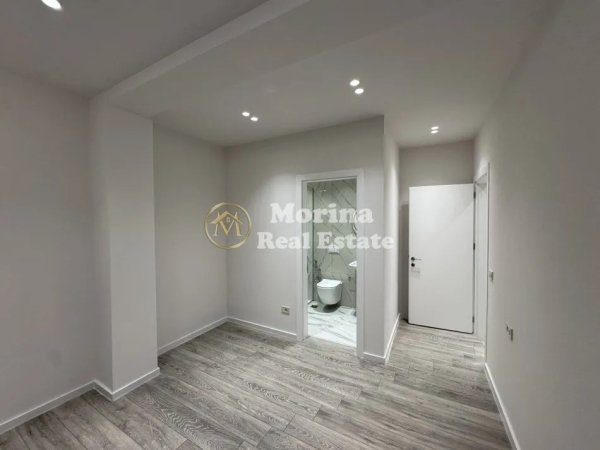 Tirane, jepet me qera apartament 2+1 Kati 14, 104 m² 1.100 € (Mine Peza)