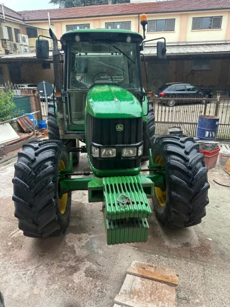 Shkoder, shes Traktor Traktor John Deere 6630 Nafte, jeshile 33.000 €