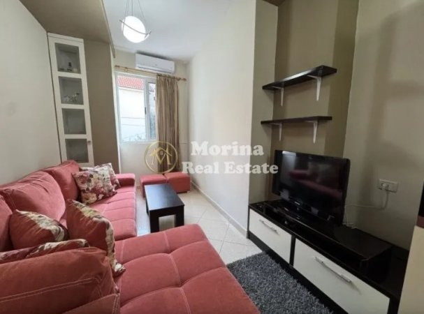 Tirane, jepet me qera apartament 1+1 Kati 3, 74 m² 400 € (Fresku)