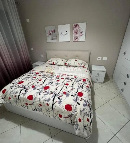 Tirane, jepet me qera apartament 1+1 Kati 6, 65 m² 450 € (Astir)