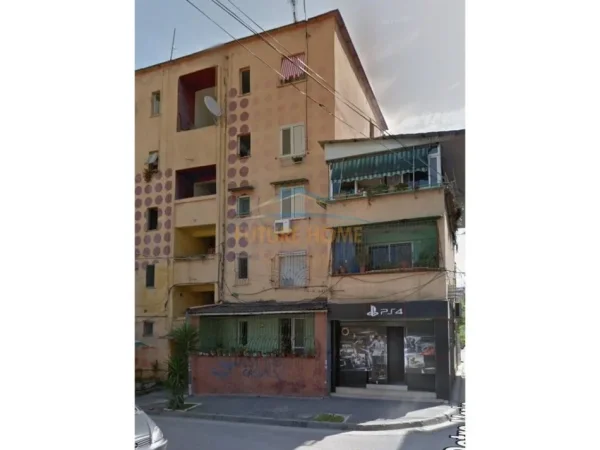 Tirane, shitet dyqan Kati 0, 24 m² 59.500 € (rruga Asim Vokshi përballe Institutit Harry T. Fultz)