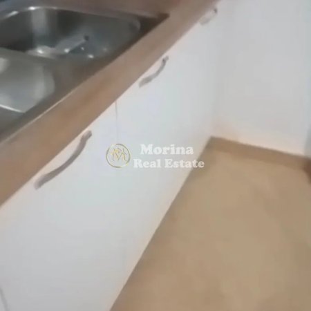 Tirane, jepet me qera apartament 1+1 Kati 2, 60 m² 500 € (Vasil Shanto)