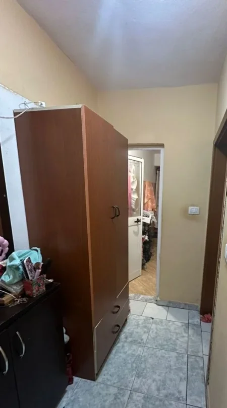 Tirane, jepet me qera apartament 1+1 Kati 2, 55 m² 40.000 Leke (Hoxha Tahsim)