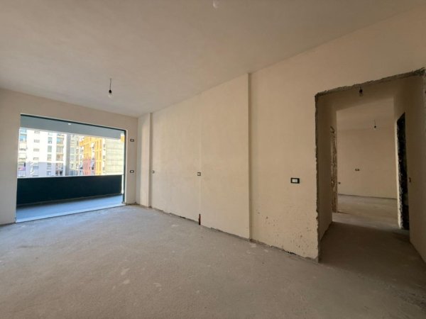 Tirane, shitet apartament 2+1+Aneks+Ballkon Kati 5, 124 m² 186.600 € 