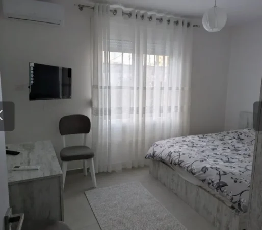 Tirane, jepet me qera apartament 2+1 Kati 2, 72 m² 650 € (selvia)