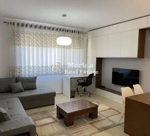 Tirane, jepet me qera apartament 1+1 Kati 4, 70 m² 580 € (Rruga 5 Maji)