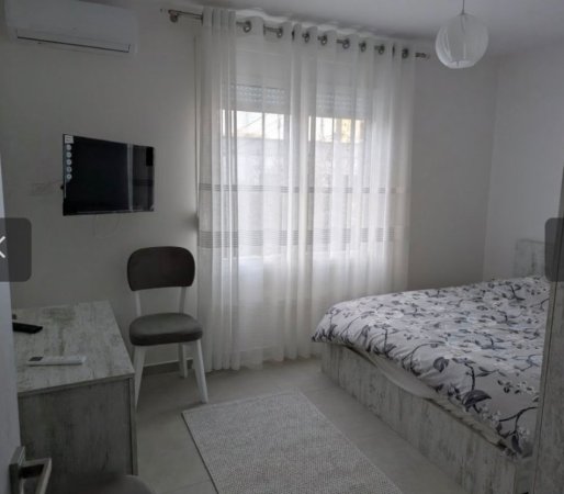 Tirane, jepet me qera apartament 2+1 Kati 2, 72 m² 650 € (selvia)