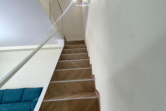 Tirane, jepet me qera apartament 1+1 Kati 1, 70 m² 400 € (Rruga David Selenica)