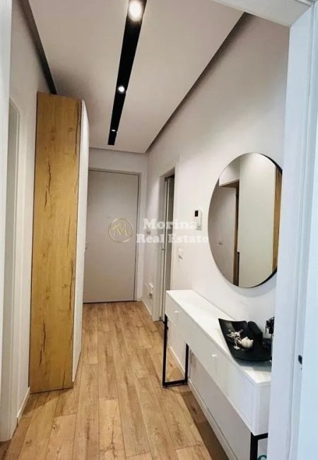 Tirane, shitet apartament 1+1 Kati 5, 72 m² 196.000 € (Zogu i Zi)