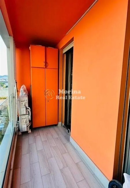 Tirane, shitet apartament 1+1 Kati 5, 72 m² 196.000 € (Zogu i Zi)
