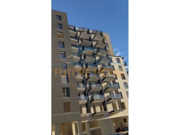 Tirane, shitet garsonier 1+1 Kati 4, 52 m² 100.000 € (Kompleksi Star Bosco, Don Bosko)