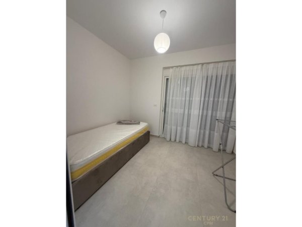 Tirane, jepet me qera apartament 2+1+Ballkon Kati 2, 52 m² 700 € (seliva siri kodra)