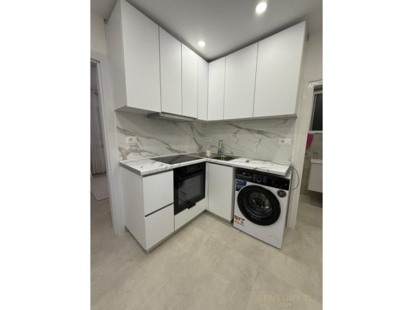 Tirane, jepet me qera apartament 2+1+Ballkon Kati 2, 52 m² 700 € (seliva siri kodra)