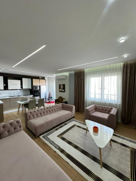 Durres, shitet apartament 3+1+Ballkon Kati 7,