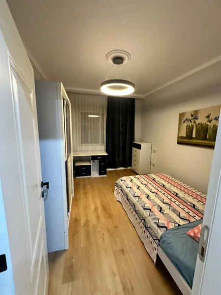 Durres, shitet apartament 3+1+Ballkon Kati 7,