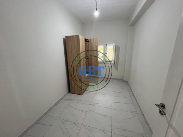 Durres, jepet me qera apartament 2+1 Kati 2, 98 m² 250 € 